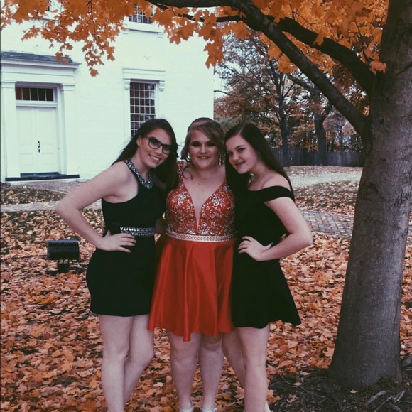 Splash brand size 22, Gorgeous Red dress. - Picture 2 of 5